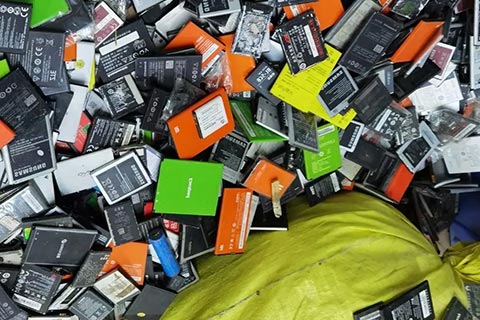 [和平马路湾专业回收新能源电池]充电宝电池回收-上门回收钴酸锂电池